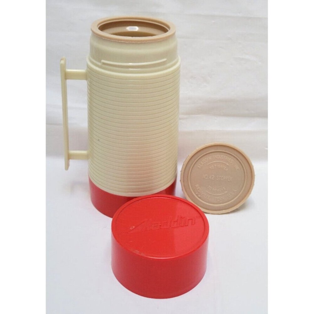 Vintage Aladdin HY-LO Wide Mouth Vacuum Bottle Thermos 10 oz Red Tan WM1020P